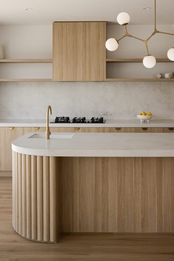 Fifth Avenue Signature Surfaces Arctic Tundra Benchtop