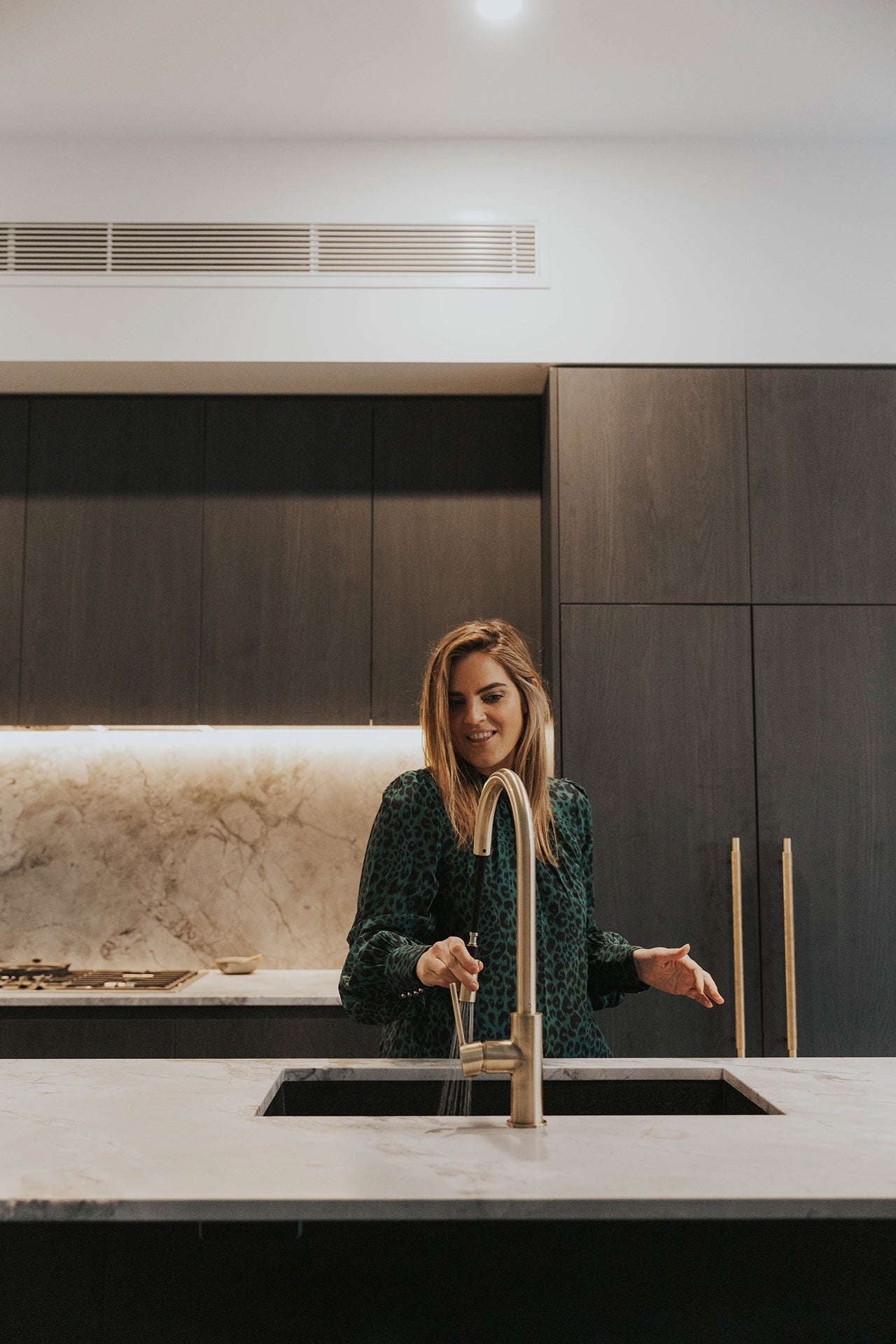 Round Piccola Pull Out Kitchen Mixer Tap - Polished Chrome