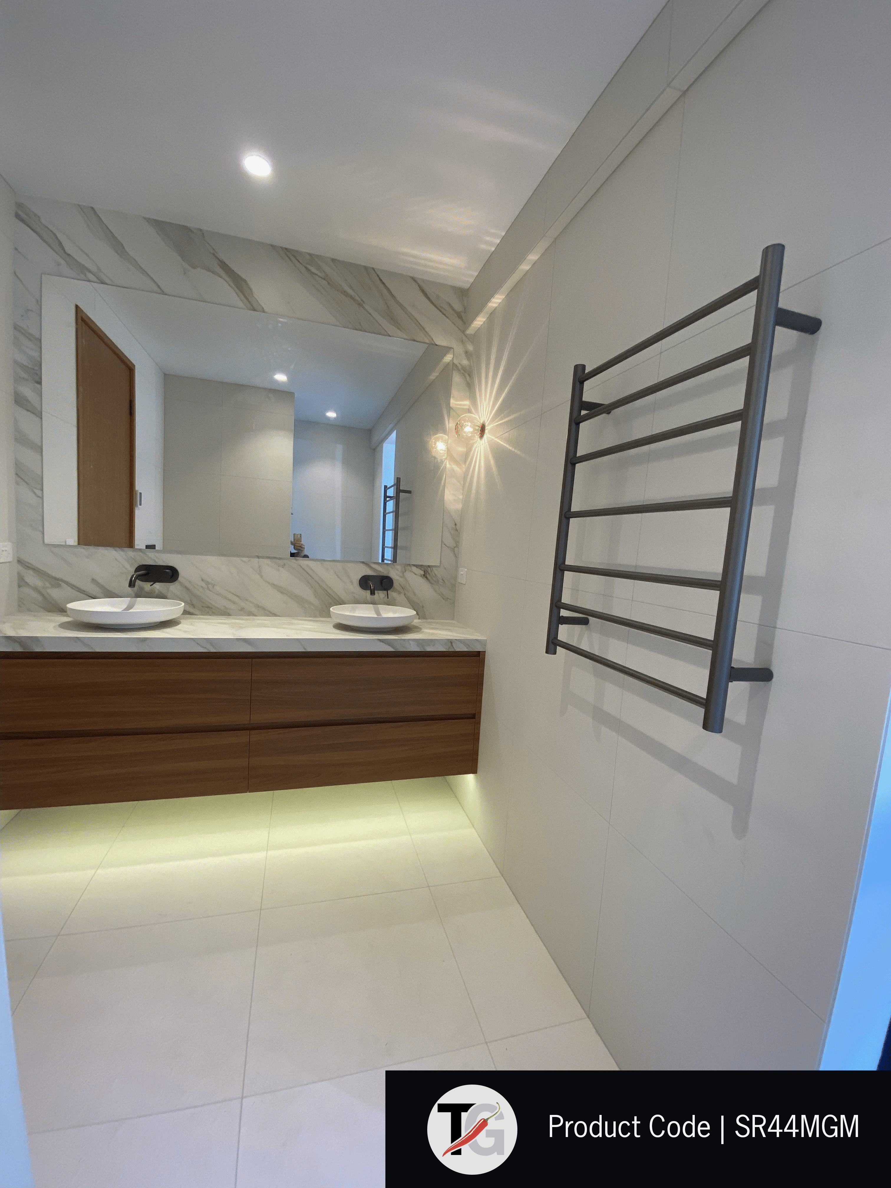 Thermorail Straight/Round 600x800x122mm 80Watts 7 Bars - Gun Metal