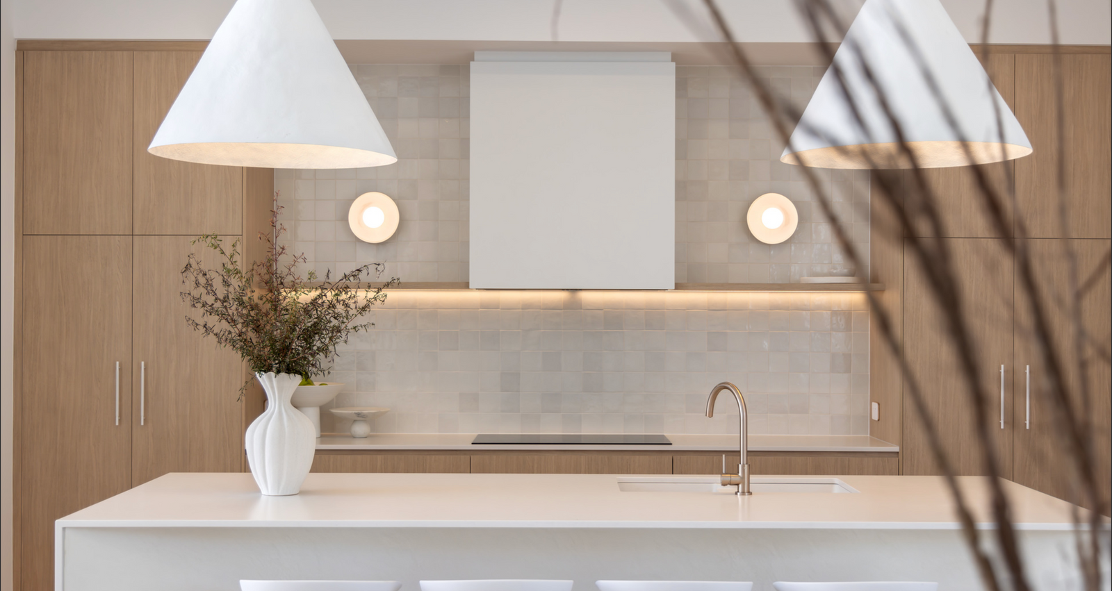 Round Gooseneck Kitchen Mixer Tap - Champagne