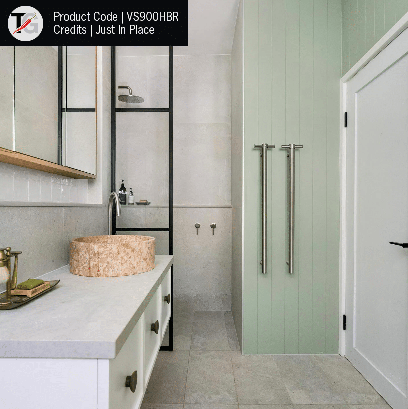 Thermorail Straight/Round 12Volt Vertical Bar 900x142x100mm 22Watts With Optional Hook - Brushed