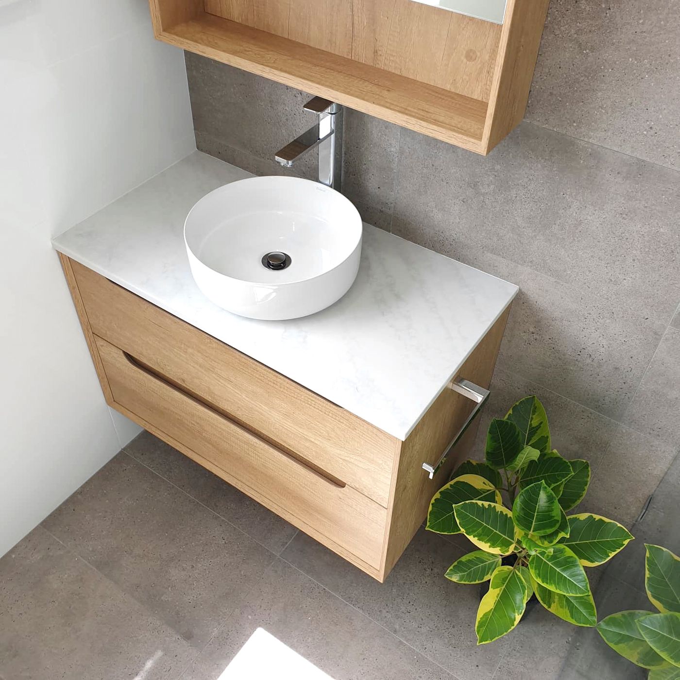Byron 750mm Natural Oak Wall Hung Cabinet Only