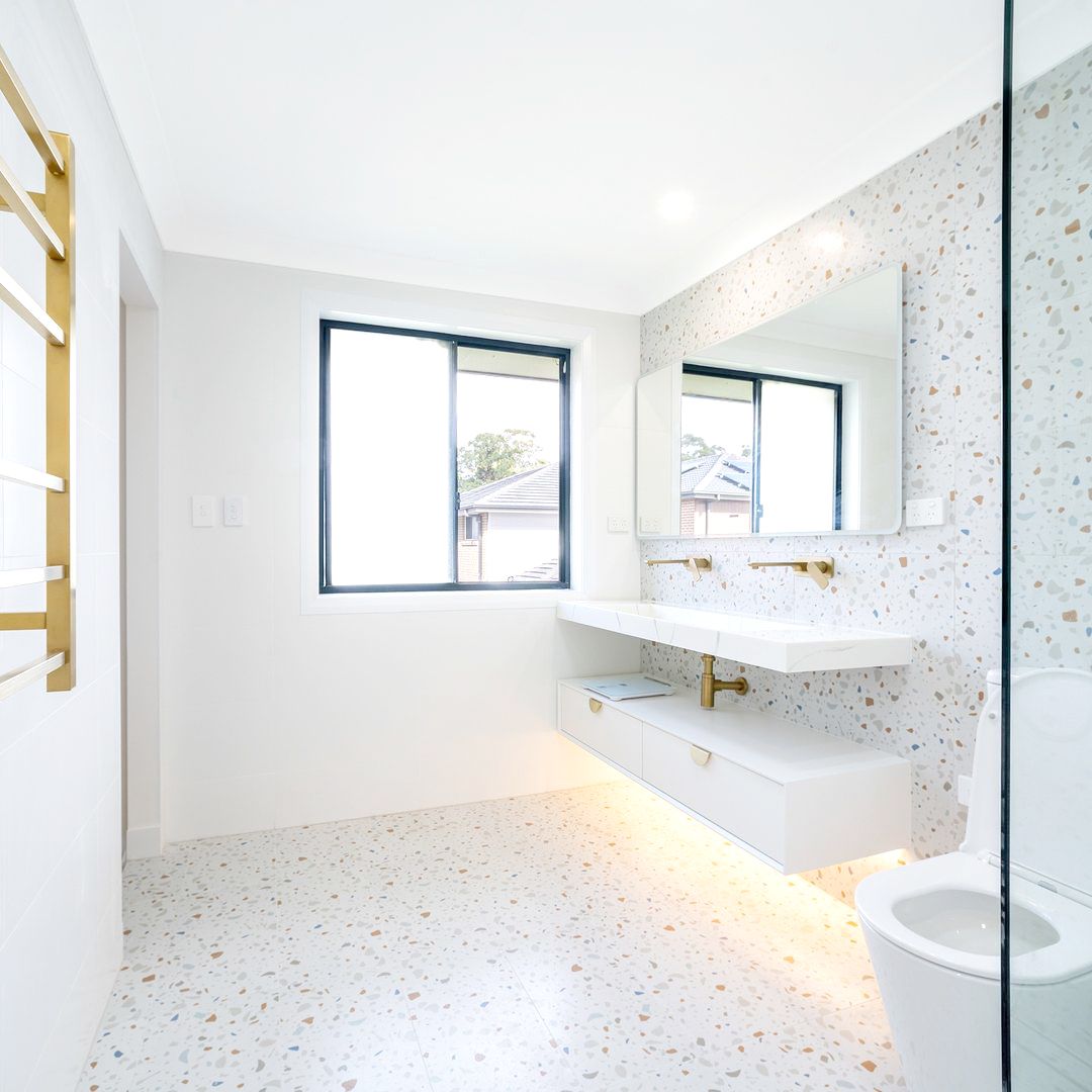 Moonlight Wall Hung Cabinet 1500 White (Gold Handle)