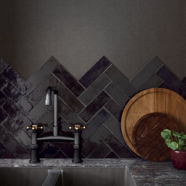 Rivone Tourmaline Gloss Subway