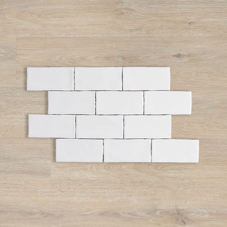 Logan Subway Wavy Edge Matt White