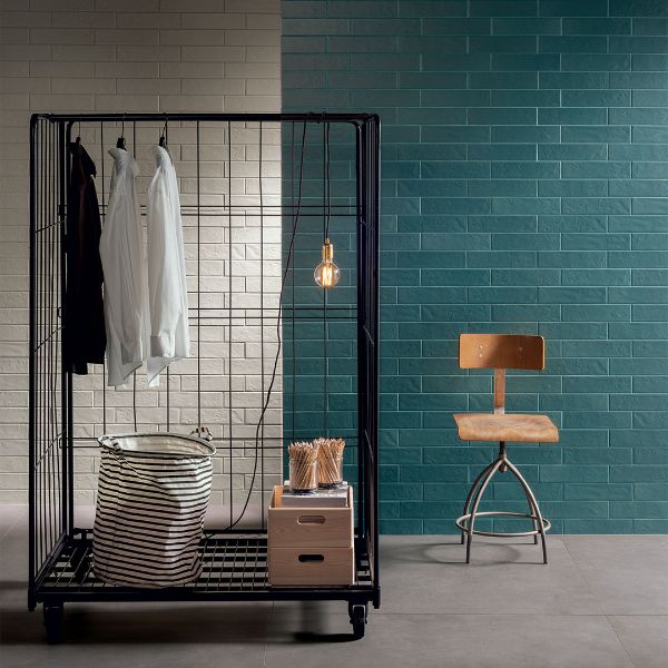 Mernda Verde Matt Porcelain Subway