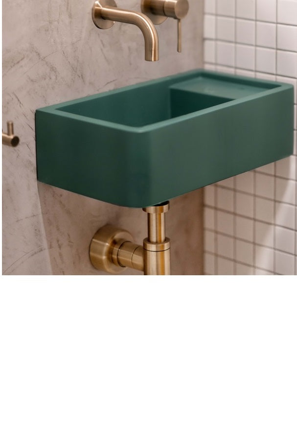 Round Bottle Trap for 32mm basin waste and 40mm outlet - PVD Tiger Bronze