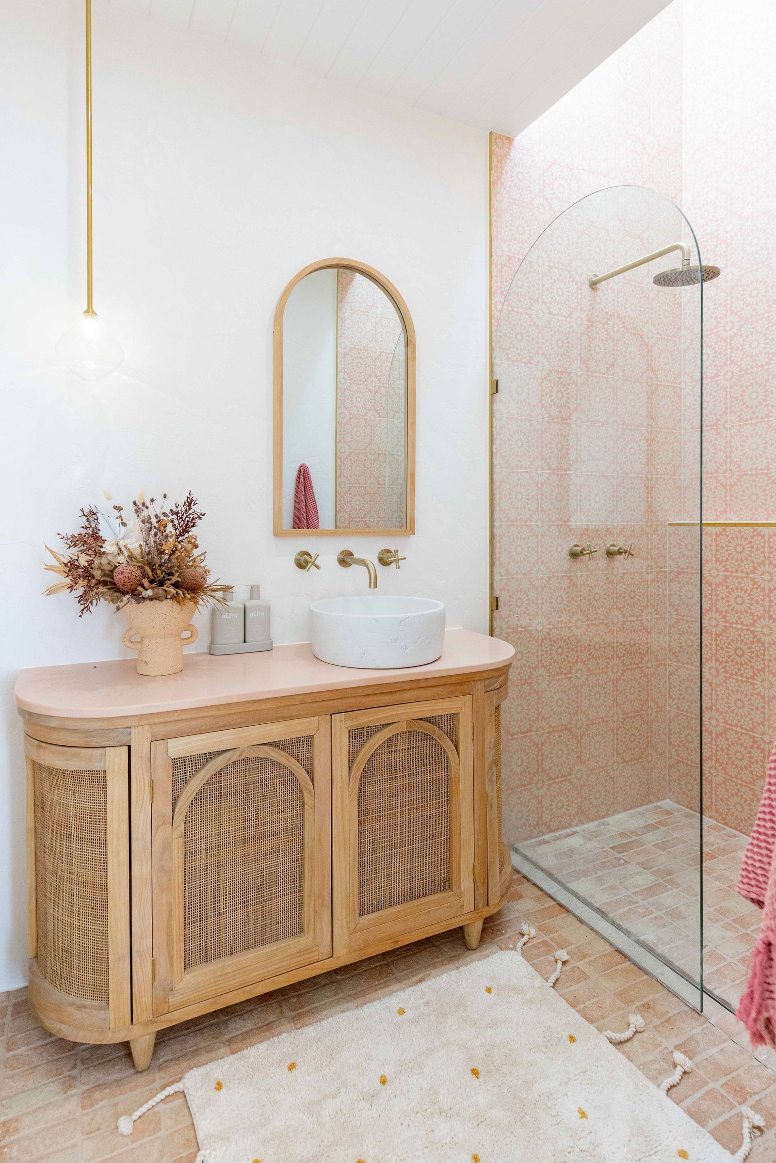 Universal Round Curved Spout - PVD Tiger Bronze