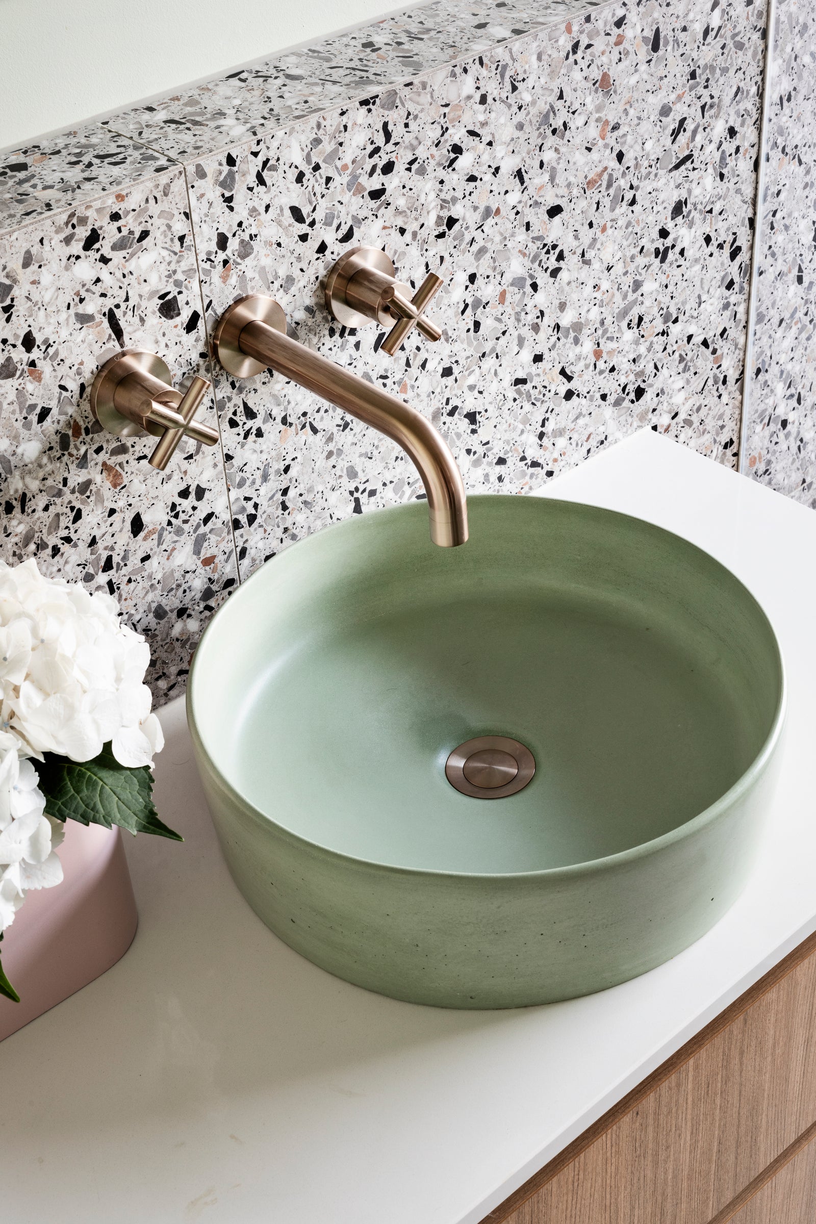 Round Cross Handle Jumper Valve Wall Top Assemblies - Champagne