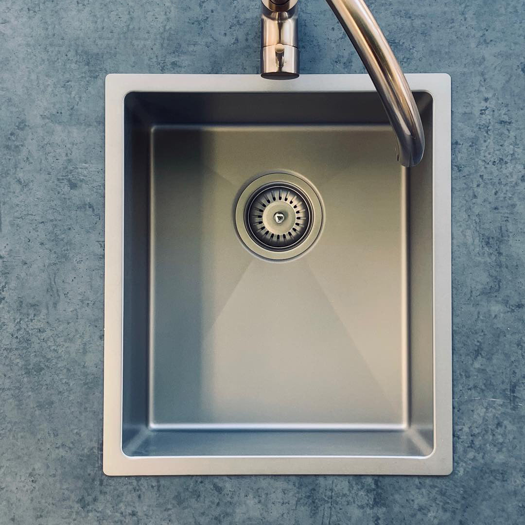 Lavello Bar Sink - Single Bowl 382 x 272 - PVD Brushed Nickel