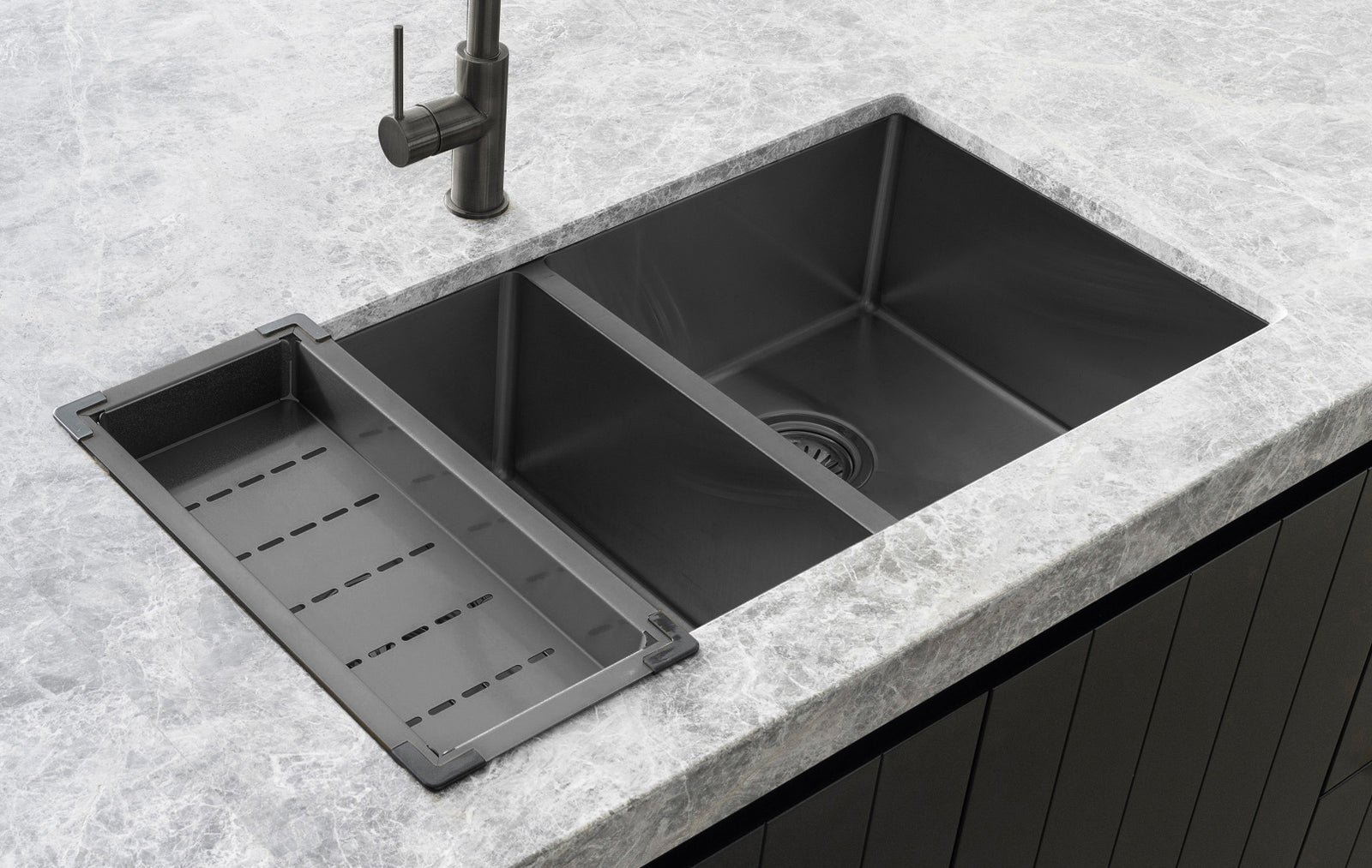 Kitchen Sink Colander - PVD Gunmetal Black