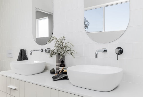 Universal Round Curved Spout - Polished Chrome