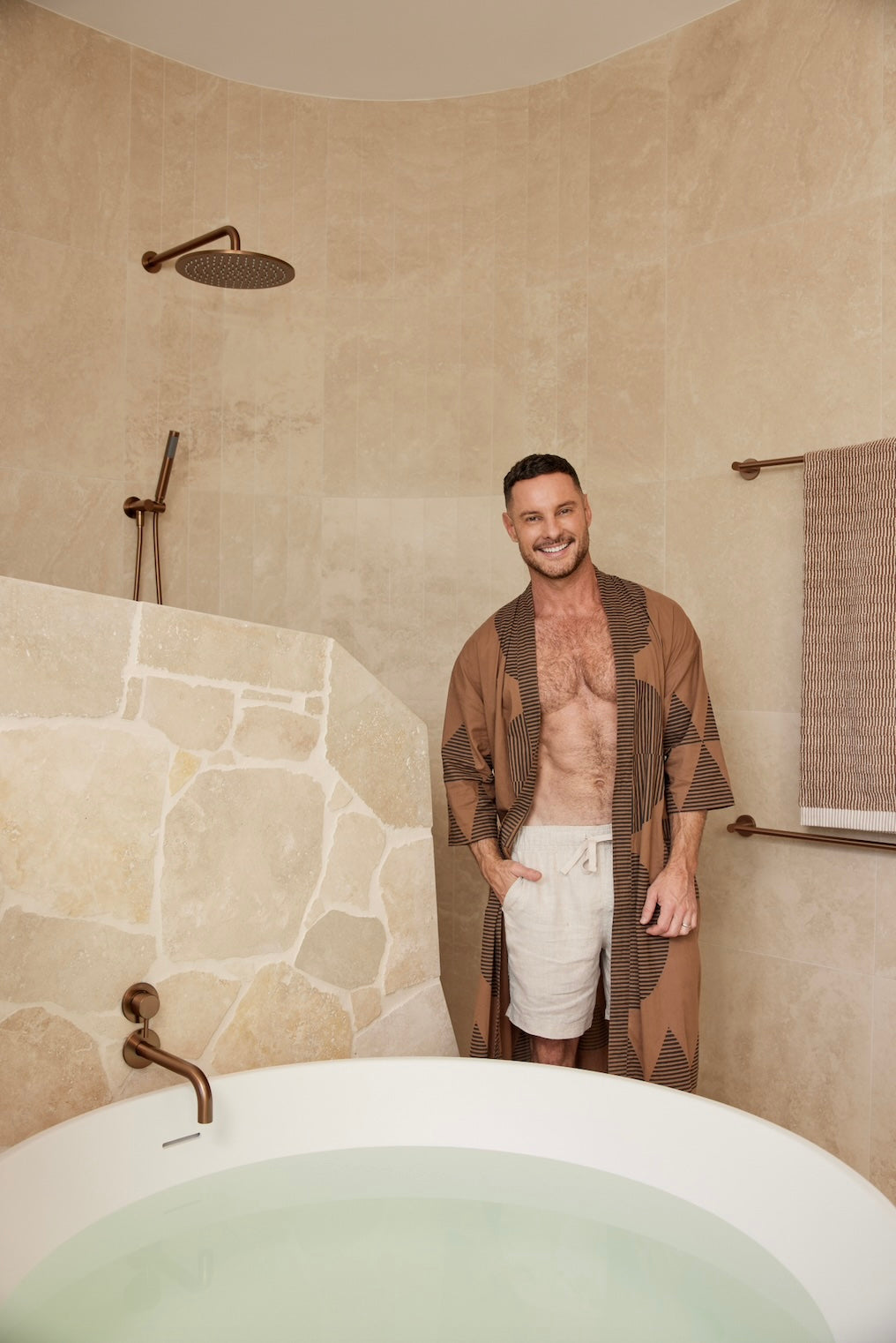 Round Shower Rose 300mm - Lustre Bronze