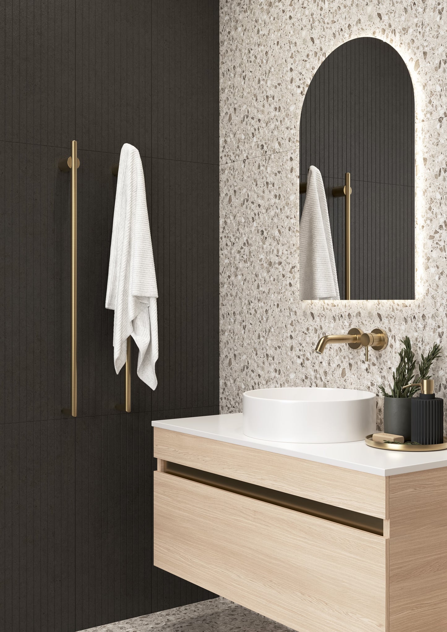 Thermorail Thin/Round 240Volt Vertical Bar 900x45x80mm 15Watt - Brushed Brass
