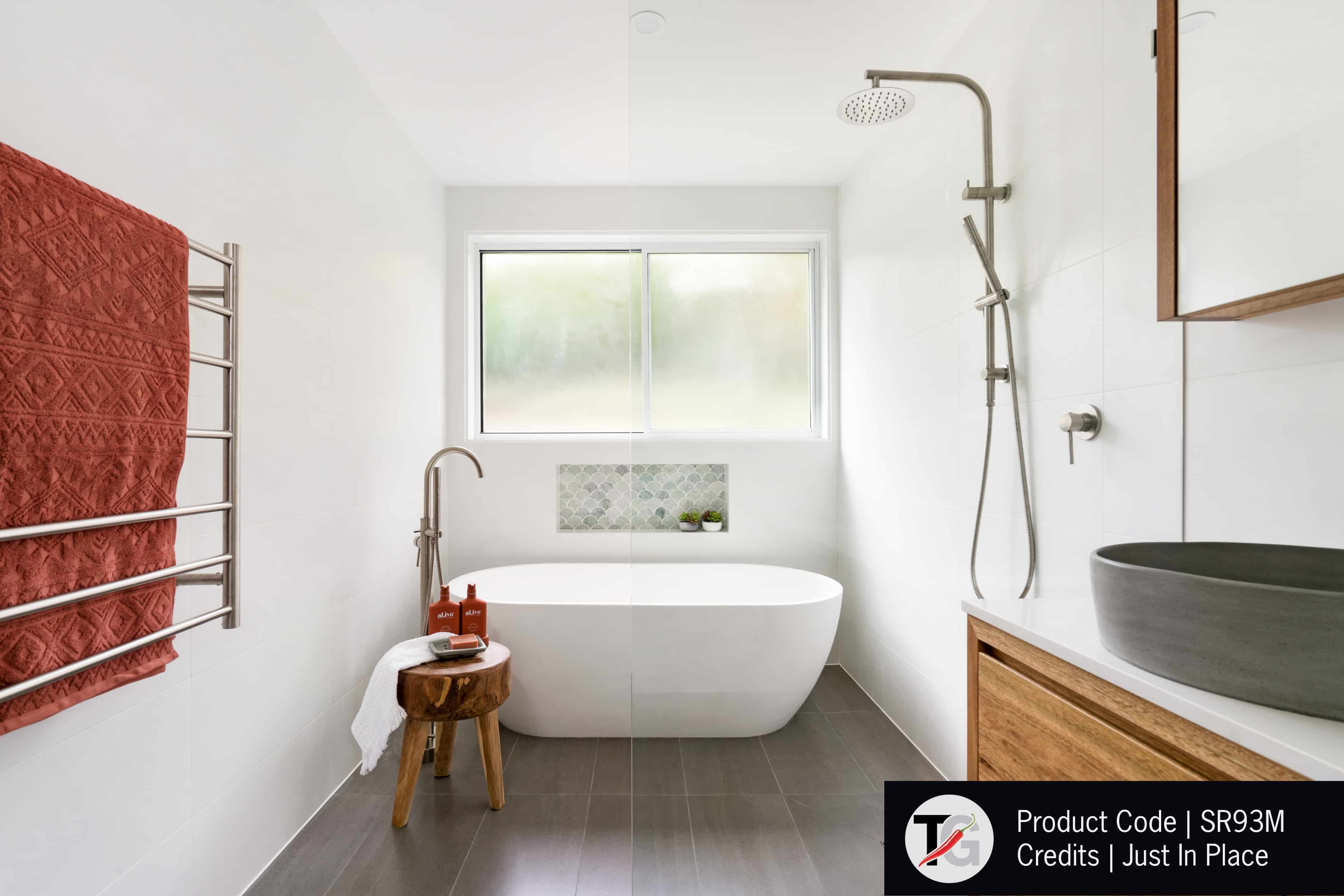 Thermorail Straight/Round 900x750x122mm 100Watts 7 Bars