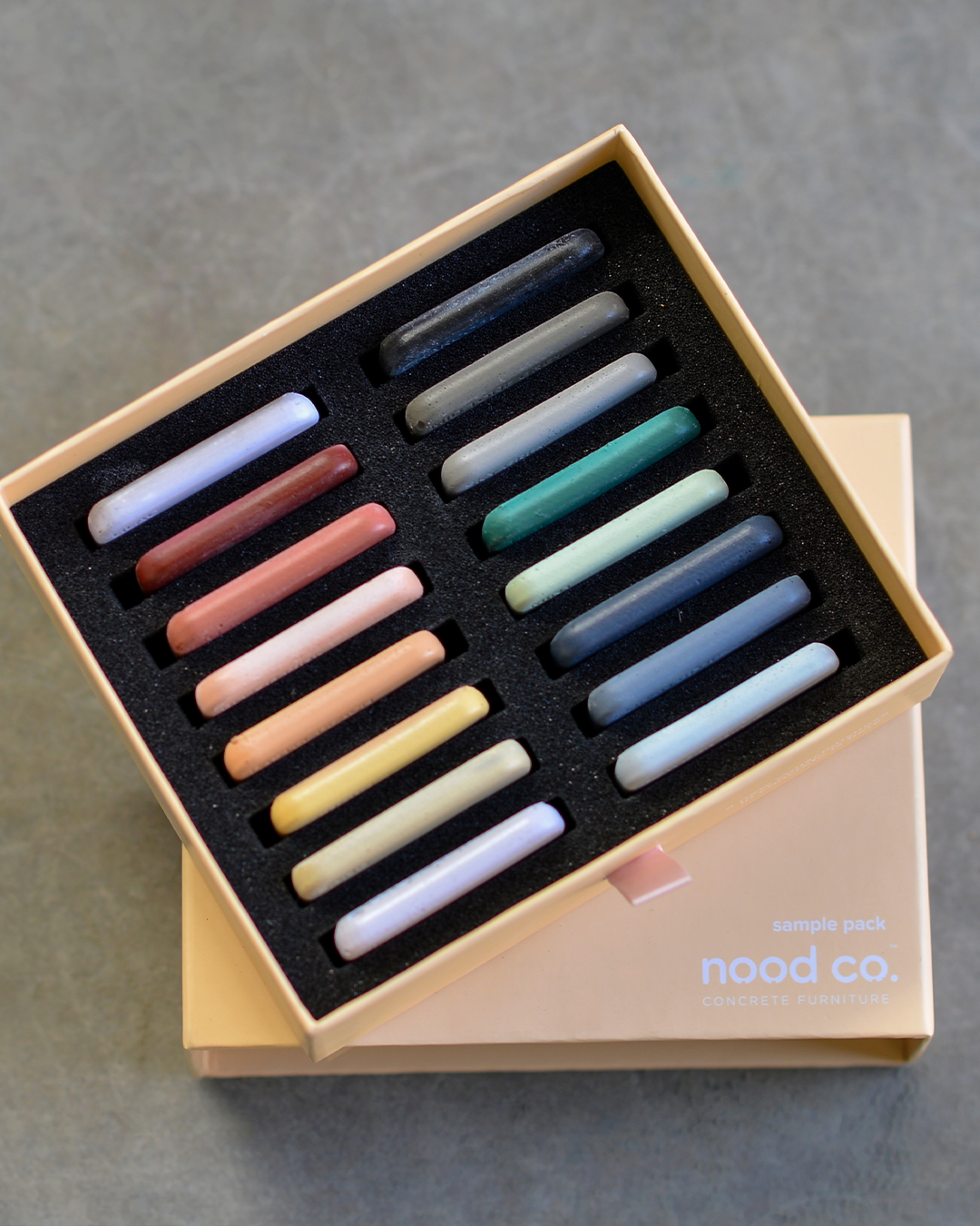 SIGNATURE SAMPLE PACK | 15 COLOURS