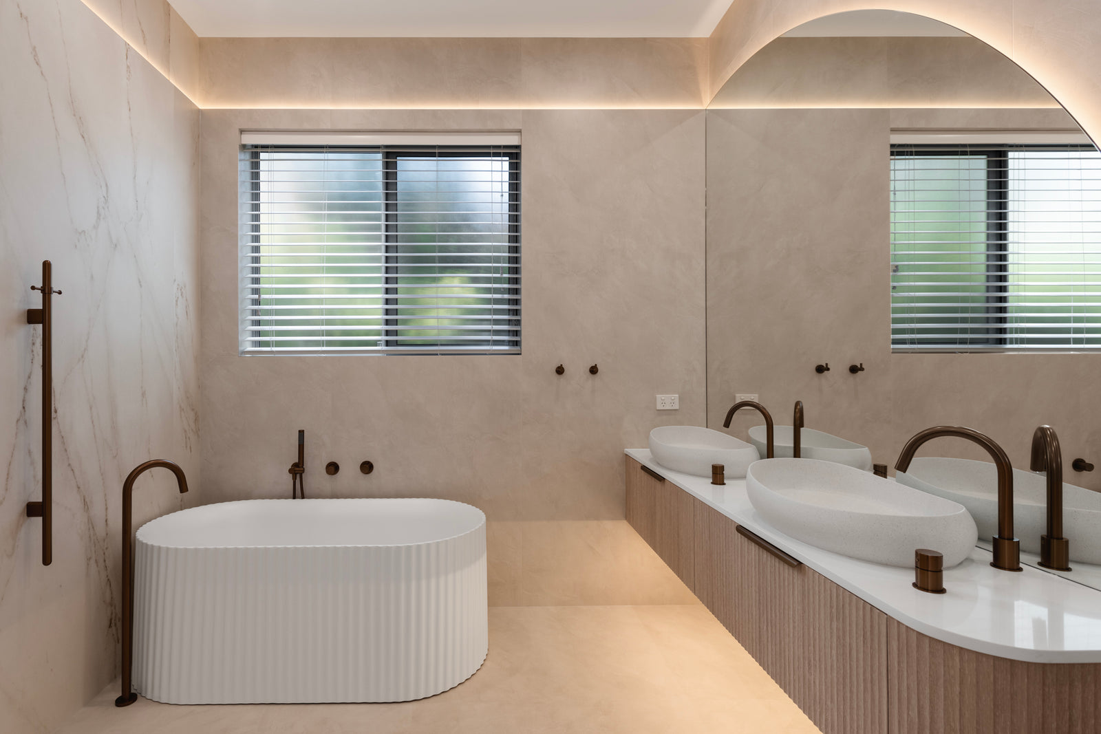 Round Freestanding Bath Spout - Lustre Bronze