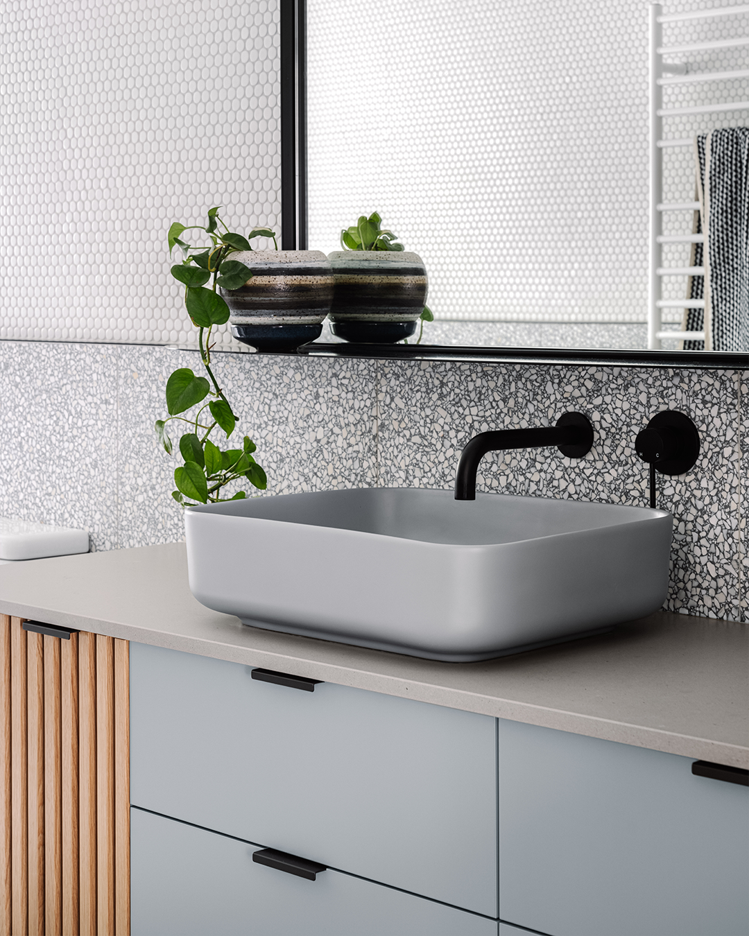 Cube Basin - Sky Grey