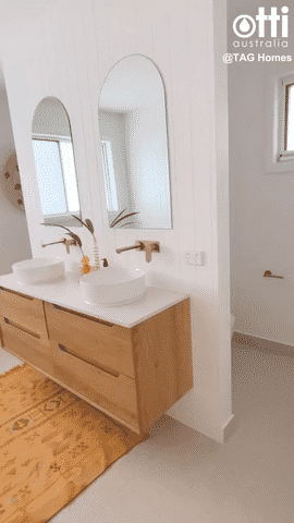 Byron 1500mm Natural Oak Wall Hung Cabinet Only