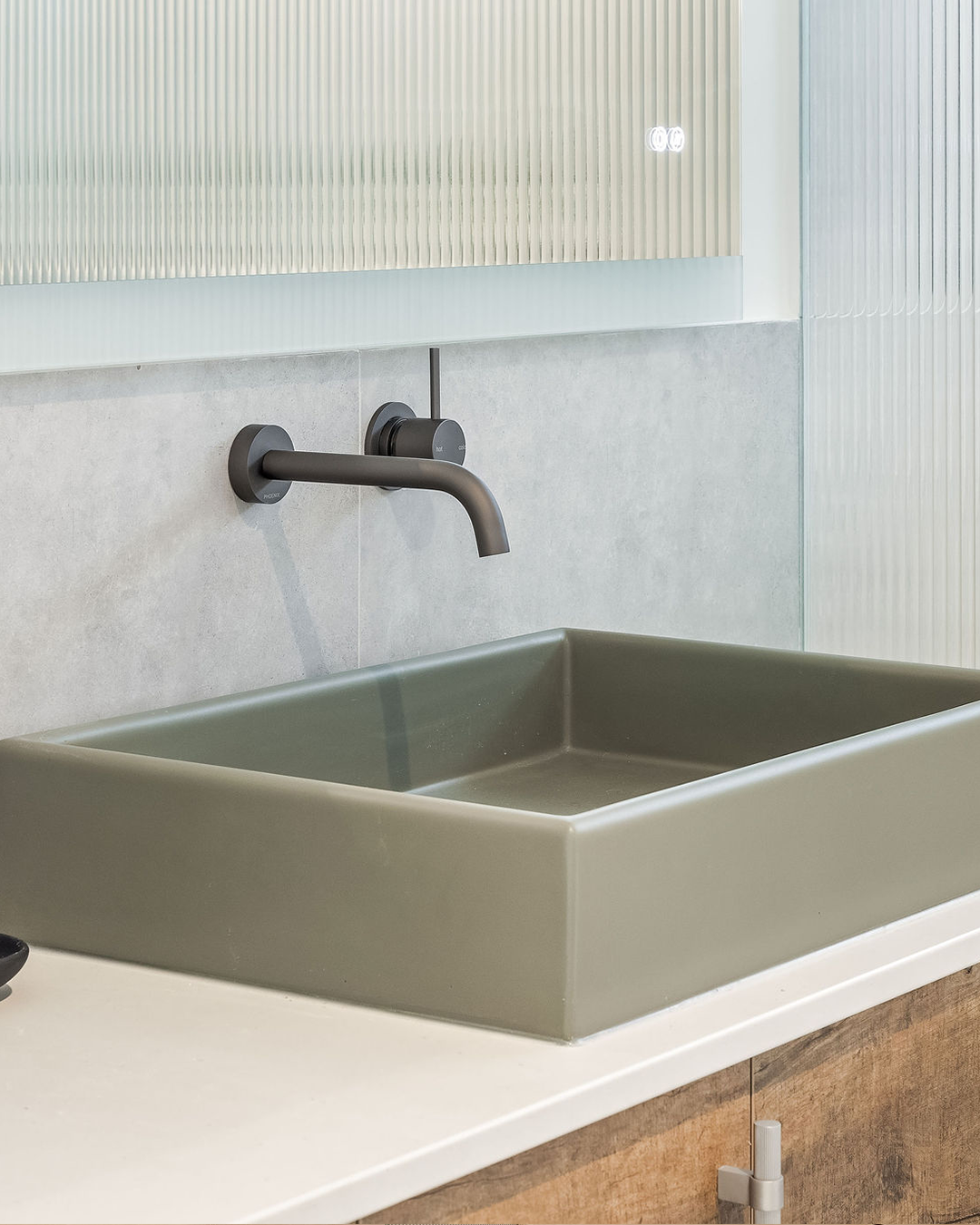 Box Basin - Olive