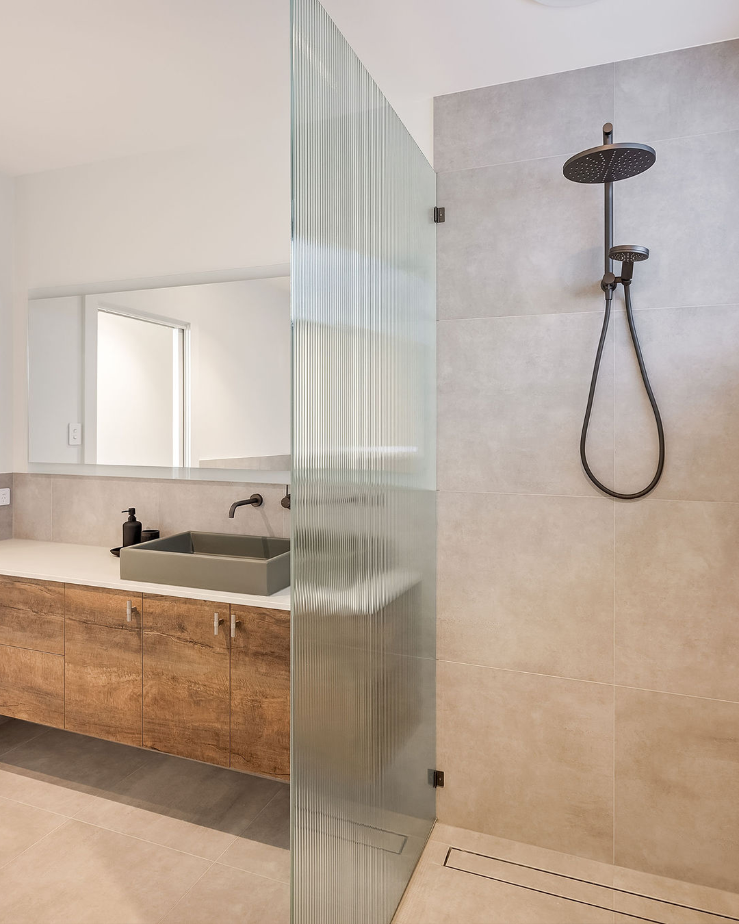Box Basin - Olive