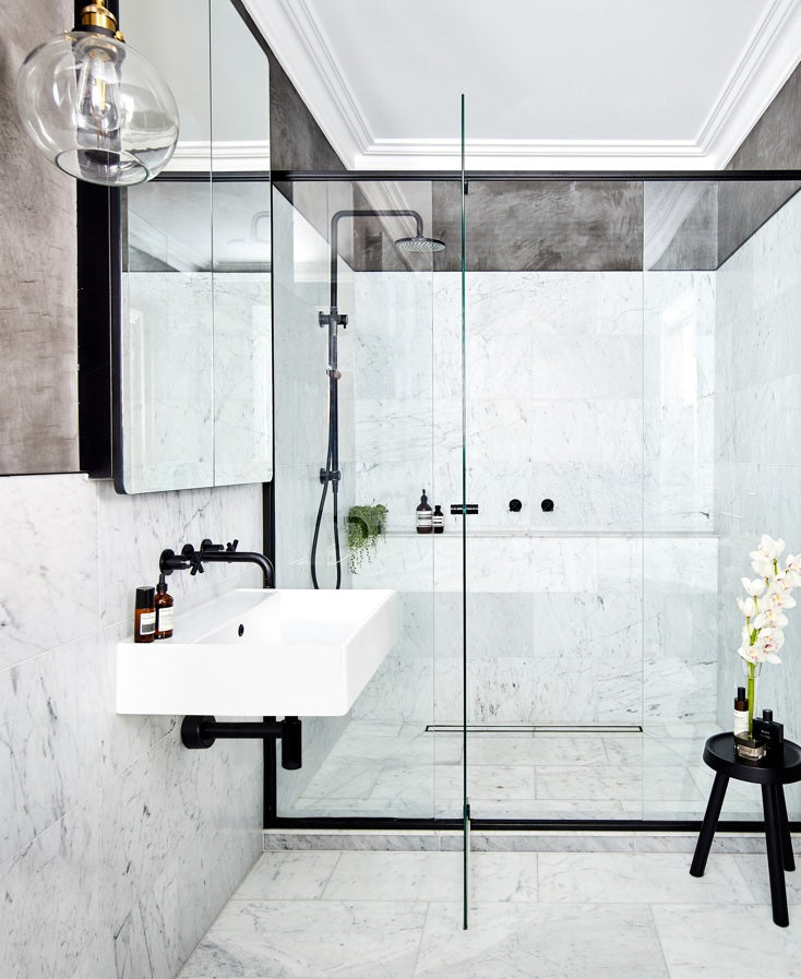 Universal Round Curved Spout - Matte Black