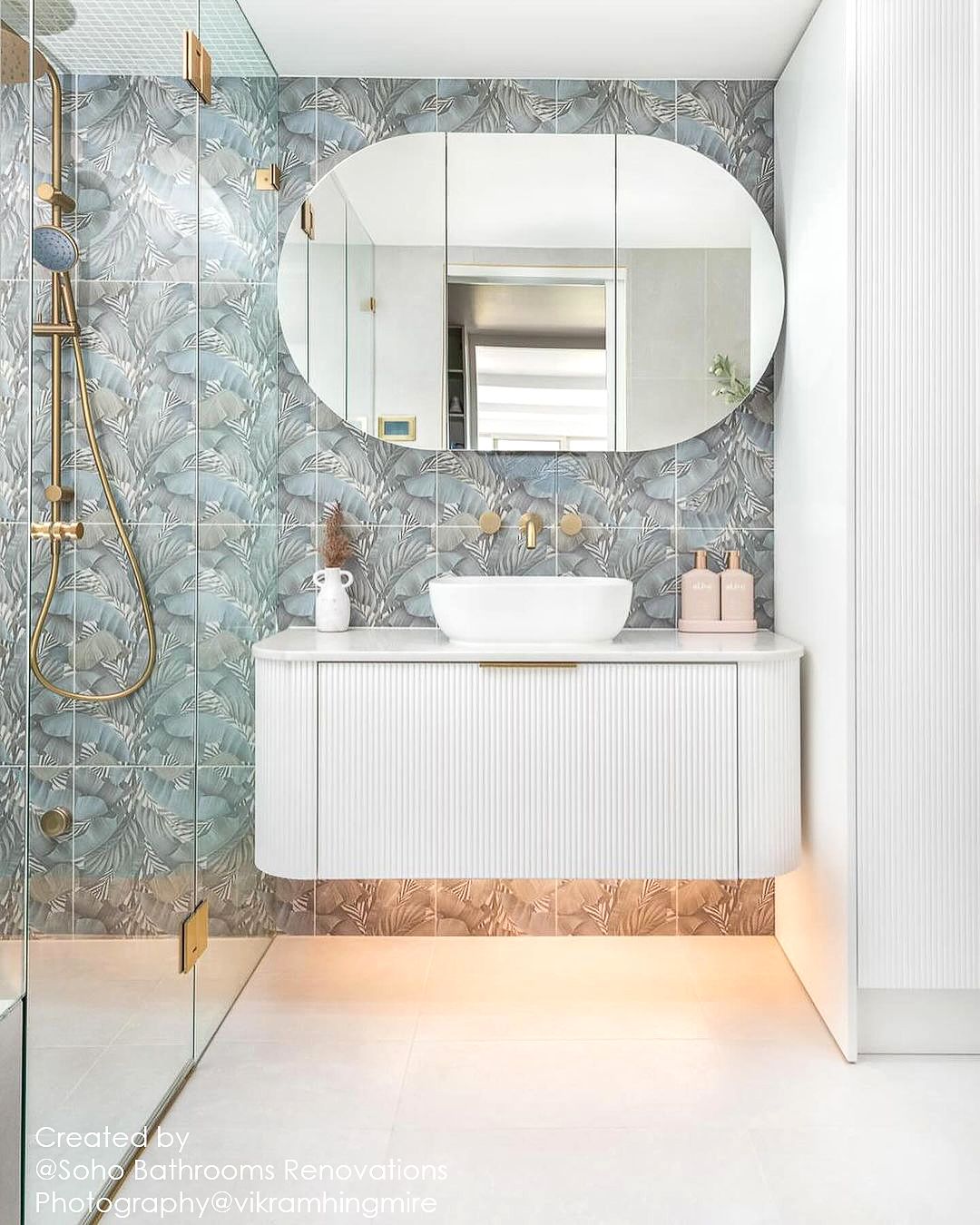 Bondi 1200mm Satin White Fluted Wall Hung Curve Cabinet Only