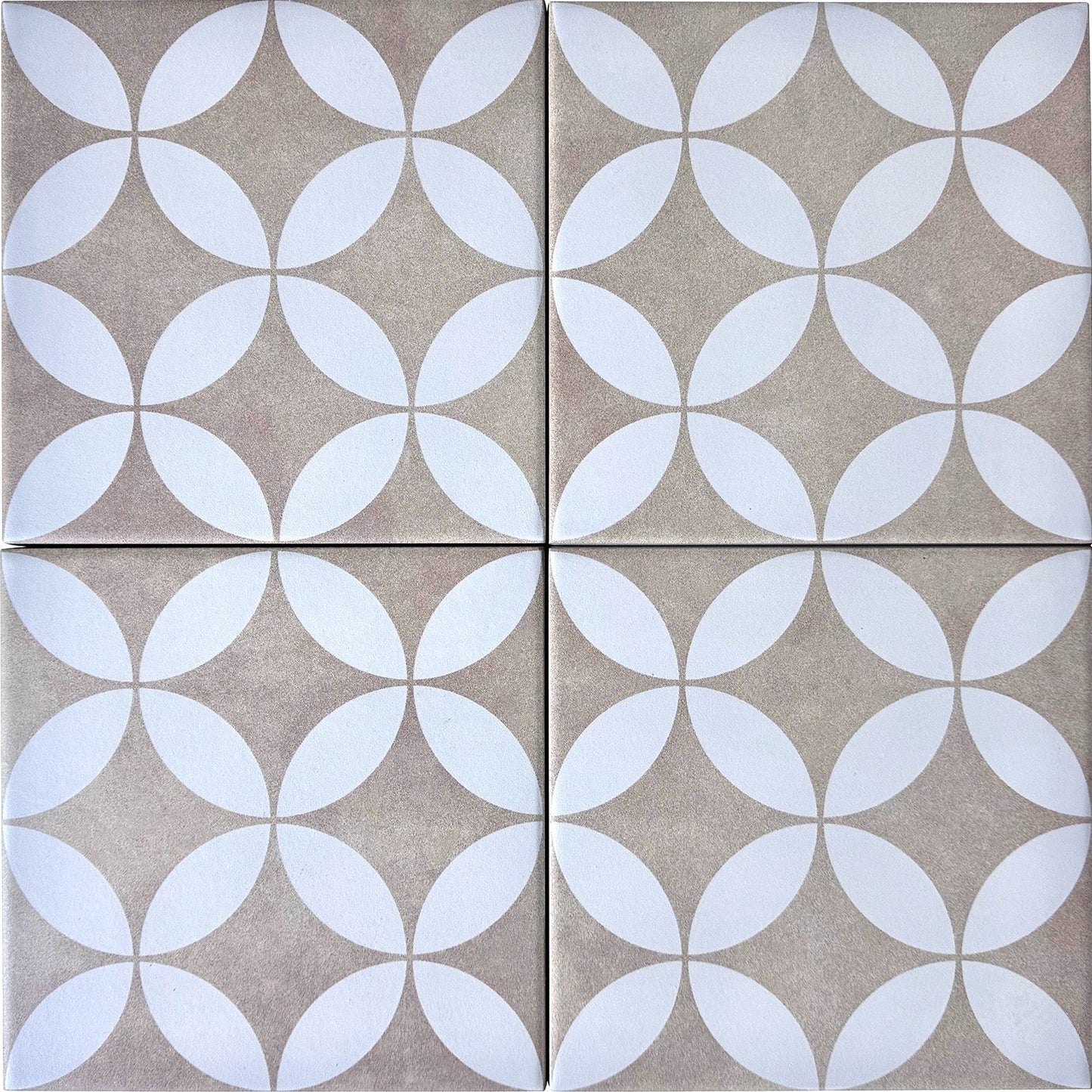 Daisy Earth Floor