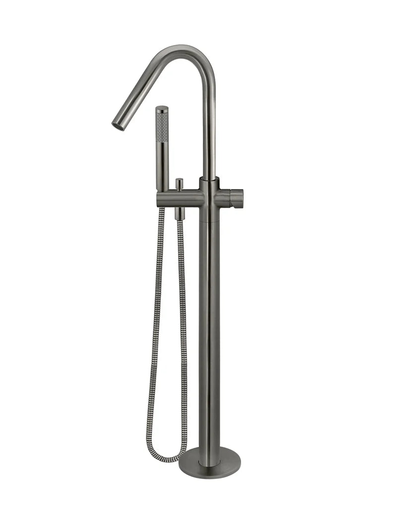 Meir Round Freestanding Bath Spout