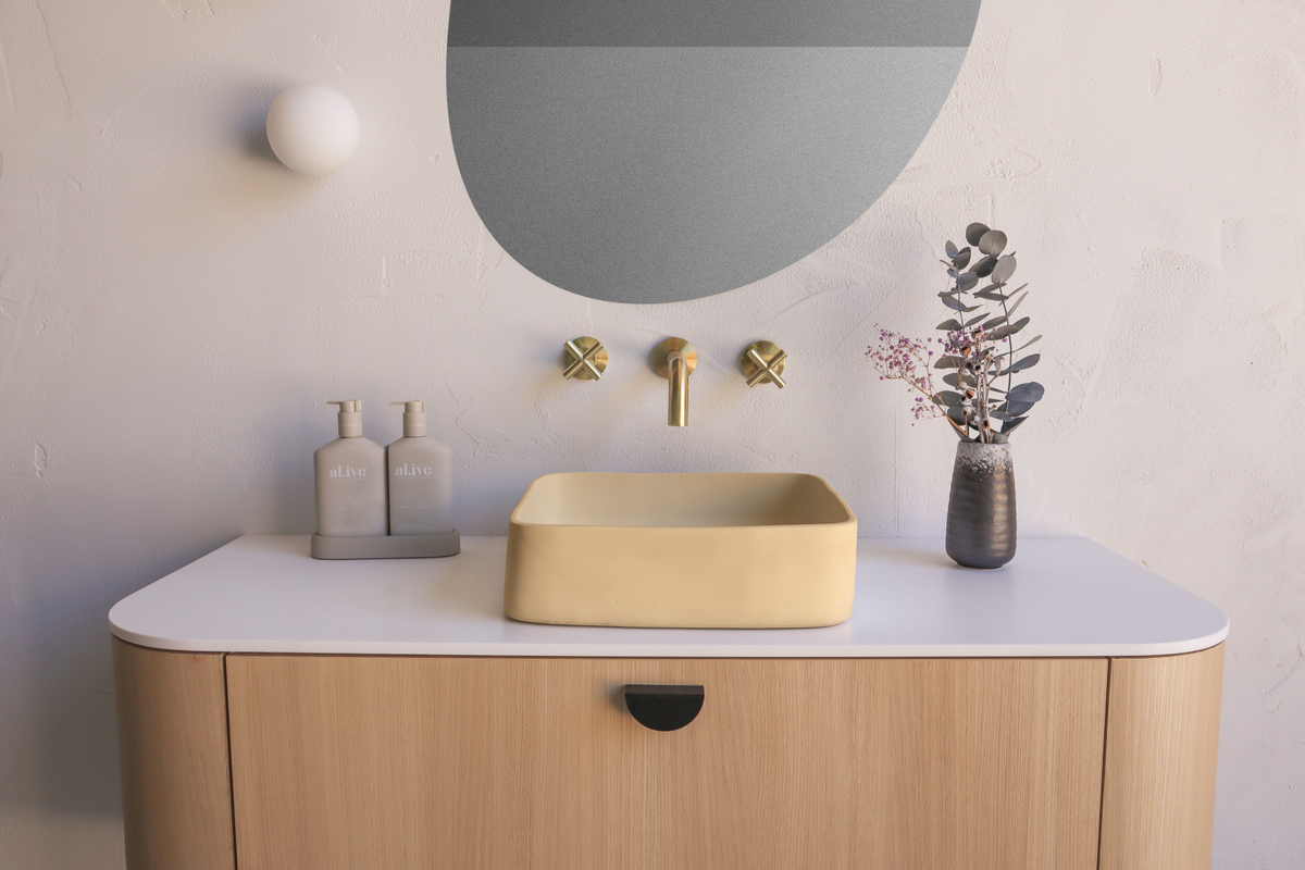Cast basin - Custard
