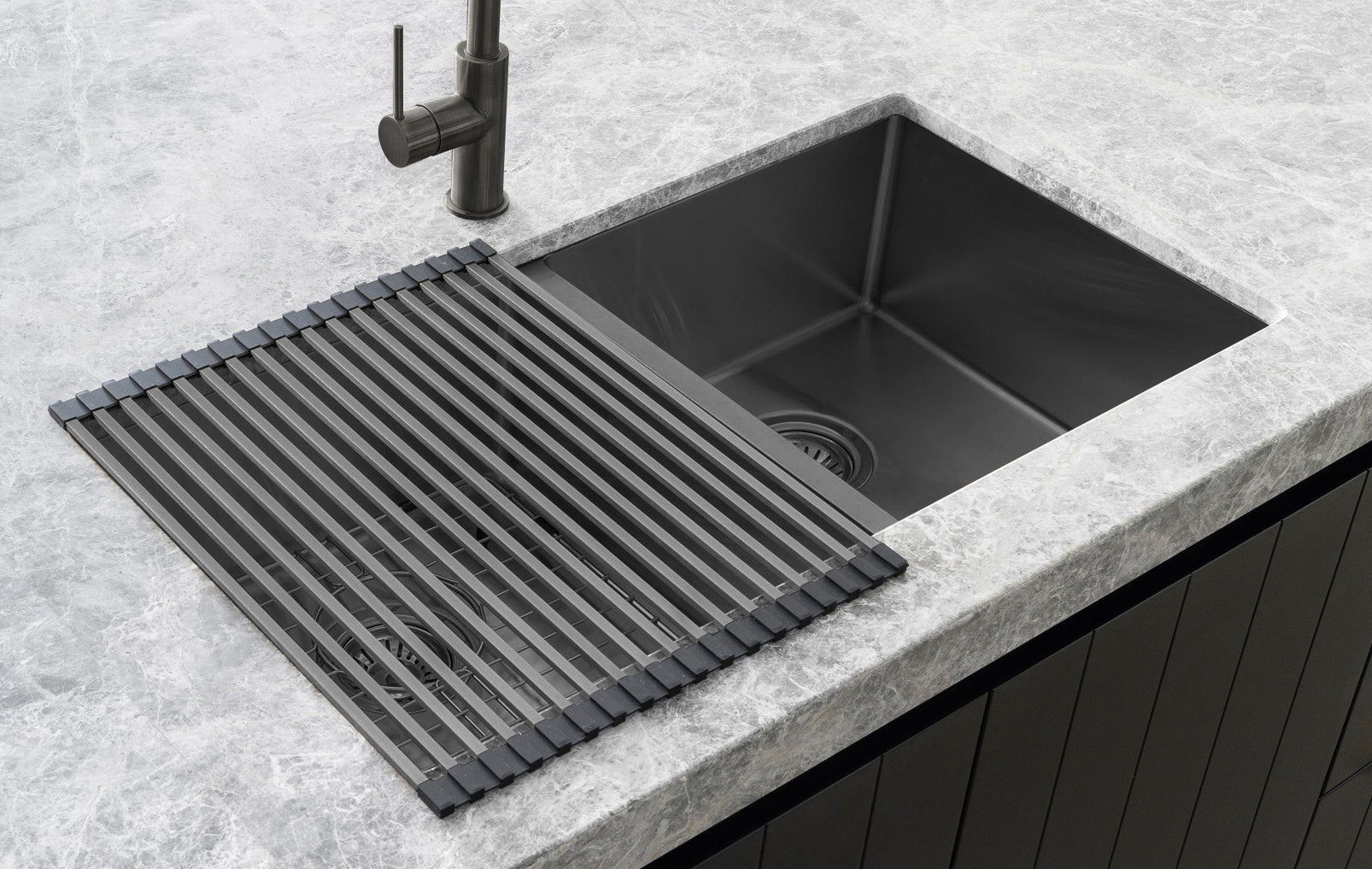 Lavello Stainless Steel rolling mat protector - Gunmetal Black