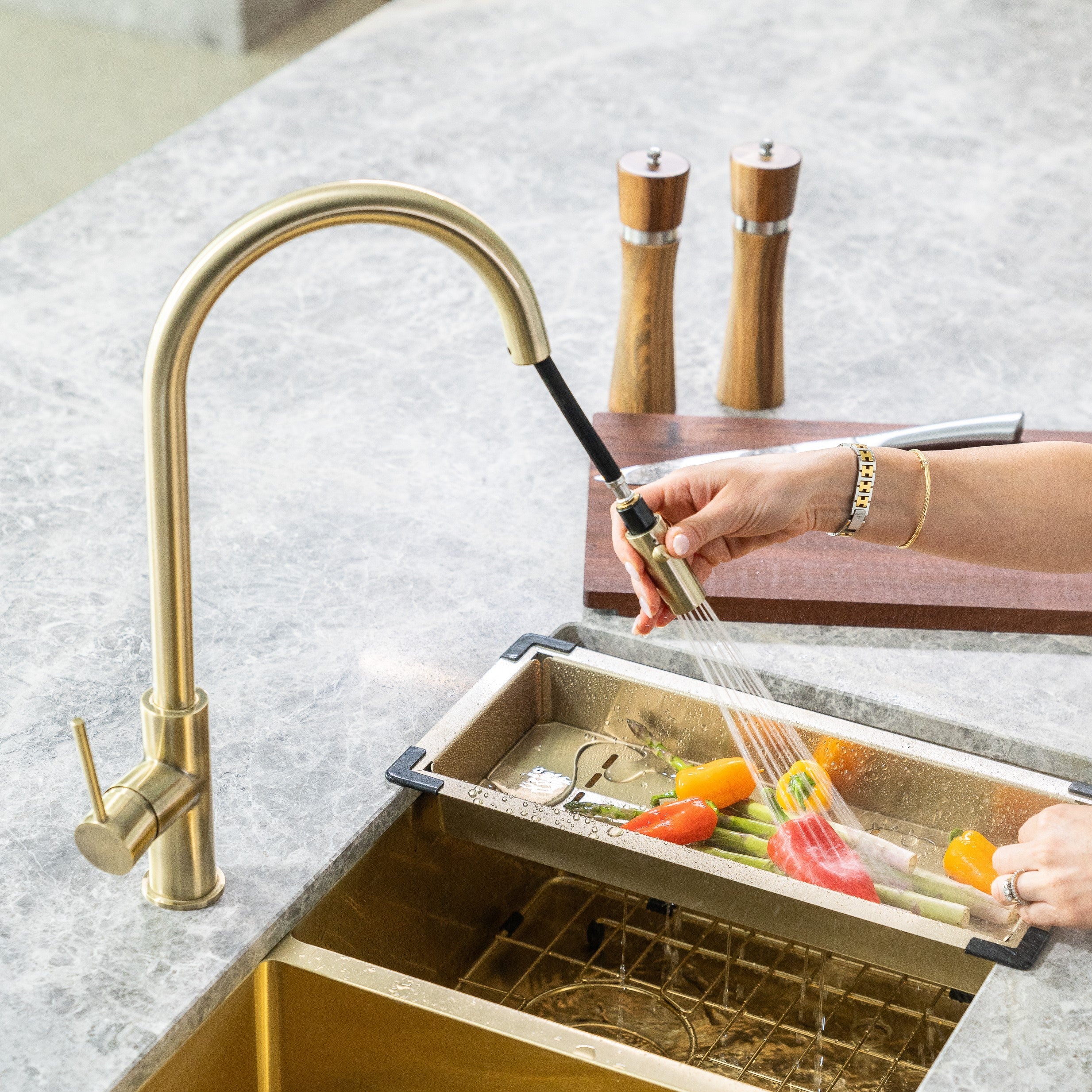 Lavello Kitchen Sink Colander - Brushed Bronze Gold